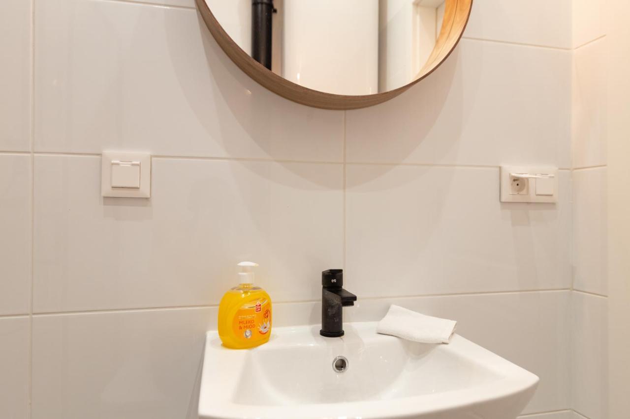 شقة كراكوفيا  في Old Town Charming Cozy Fully Equipped المظهر الخارجي الصورة